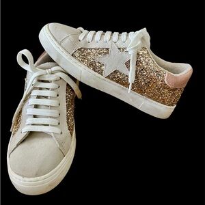 Steven by Steve Madden Glitter Star Low-Top Sneakers - Cream, Gold, Pink